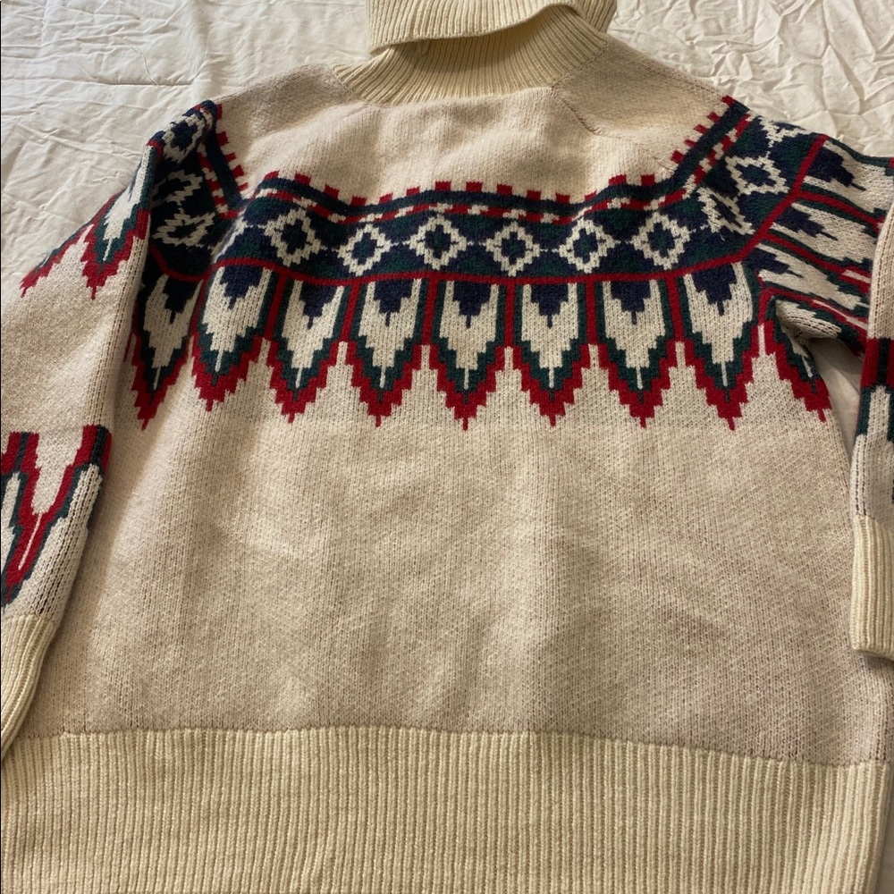 Roots Fair Isle Cream, Red & Green Turtle neck Merino Wool & Cashmere Sweater - Picture 4 of 7